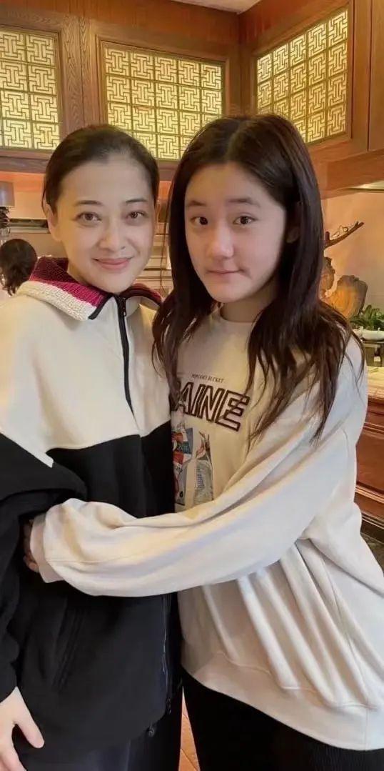 法令纹消除新法，重塑青春轮廓的秘诀