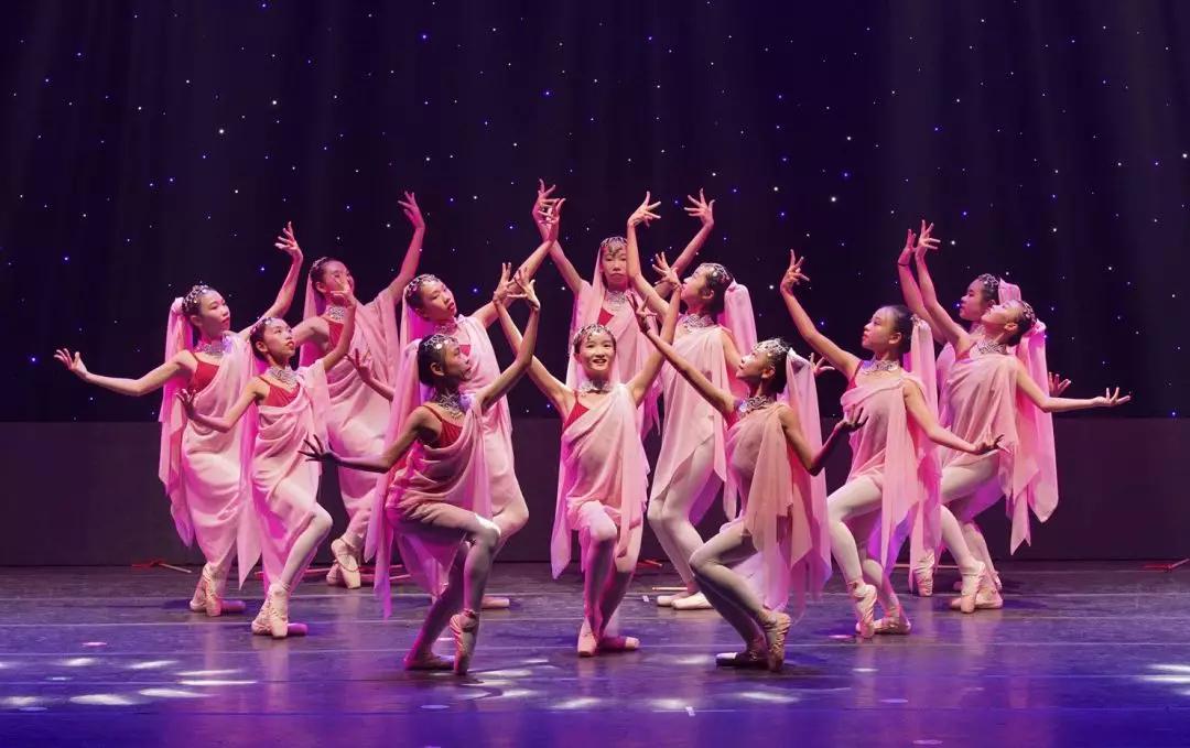 美容院最新舞蹈，时尚潮流与身心健康的完美融合