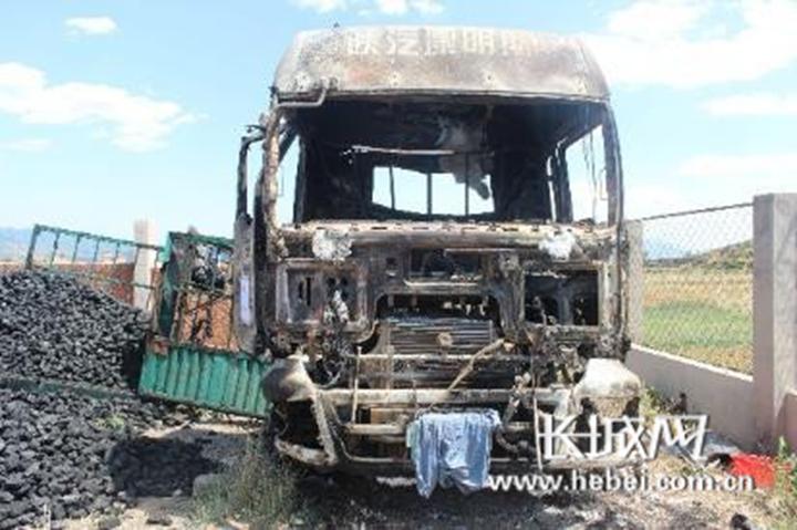 张石高速爆炸事件最新分析与观点总结