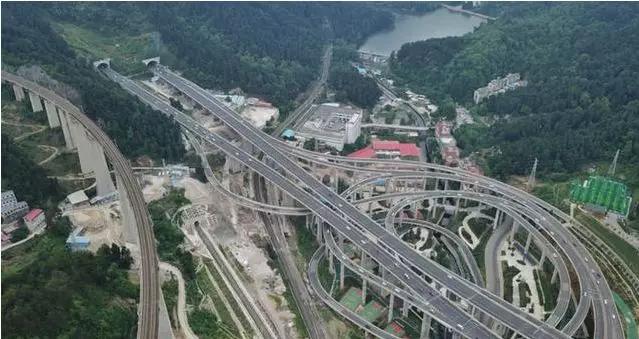 花果园最新房价及深度分析