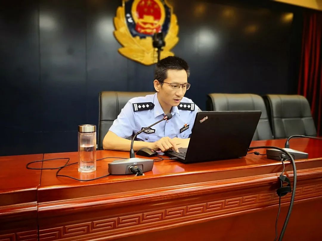 汉钢集团新任领导人，领航钢铁巨擘的杰出领导者