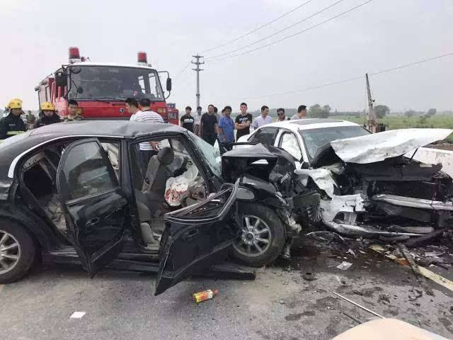 震撼！陕西车祸最新消息更新！