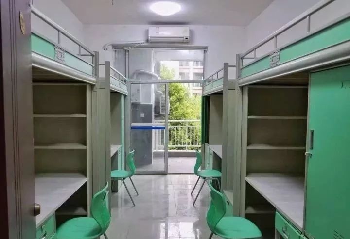 兰大研究生宿舍探秘,小巷深处的独特风情与隐藏的特色小店