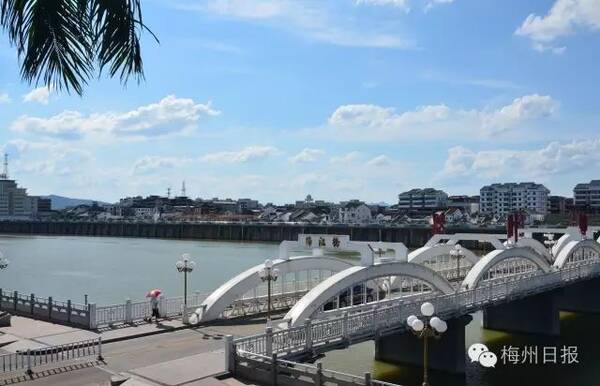 梅州丽都东桥最新动态，桥梁建设进展与情感纽带