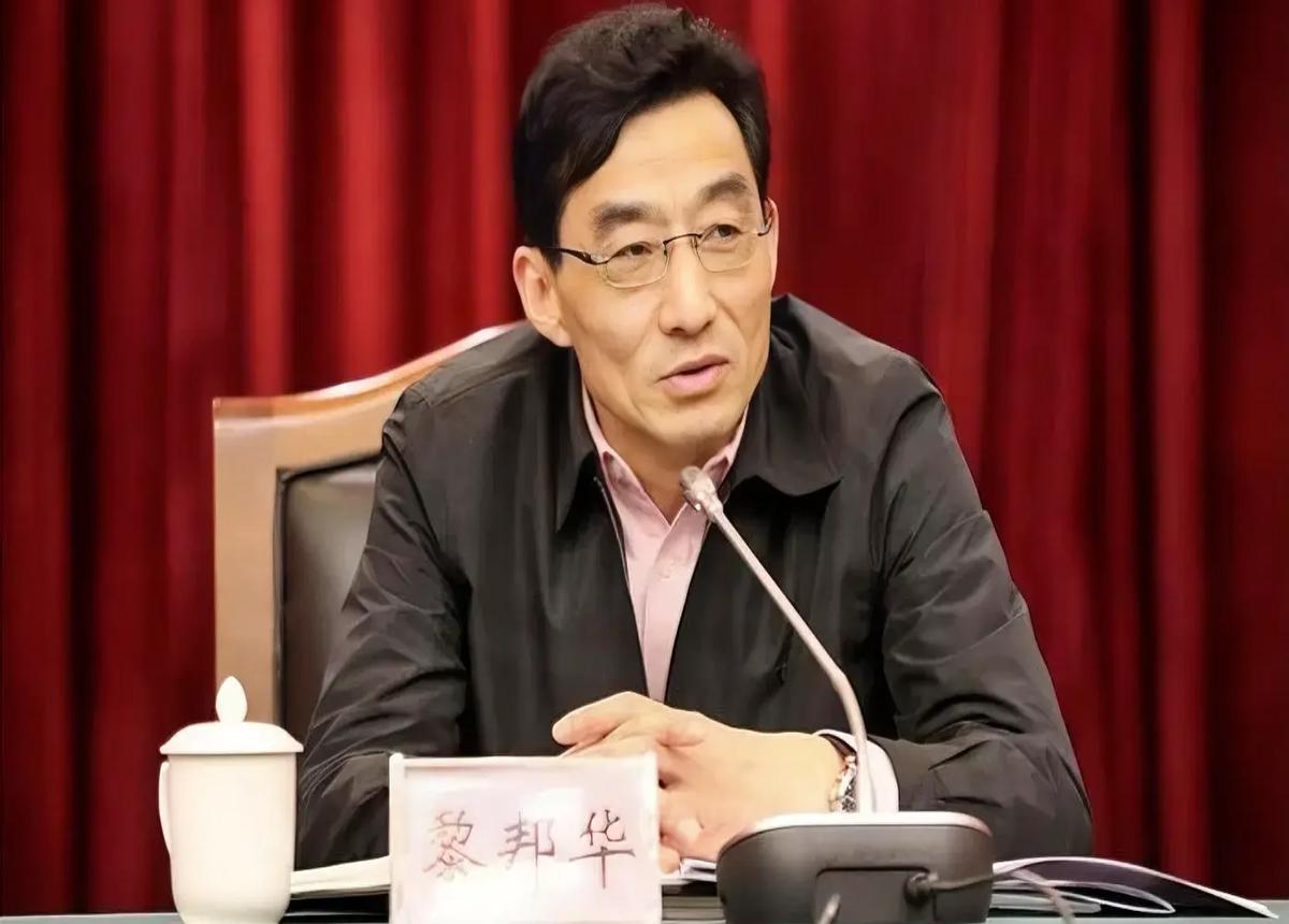 简短新闻最新消息汇总，20条热点报道摘要