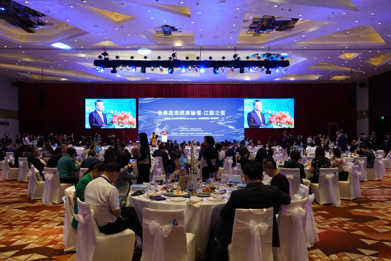 濠江论坛COm,定量解析解释法_MQC34.453运动版