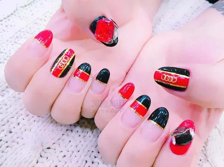 最新日式美甲,时尚前沿的艺术展现风采