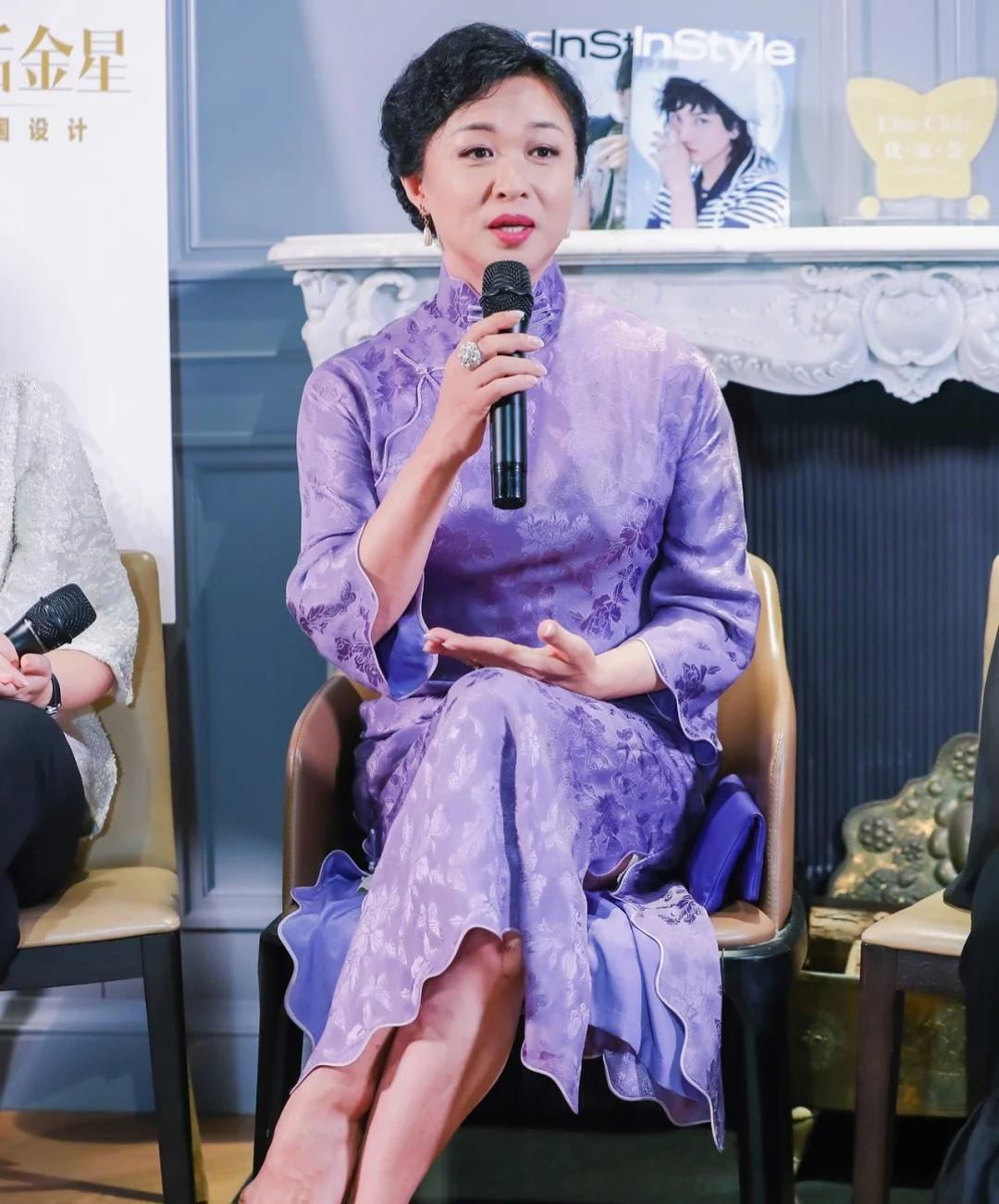 最新女染发潮流发型图片，展现变化之美与自信之光