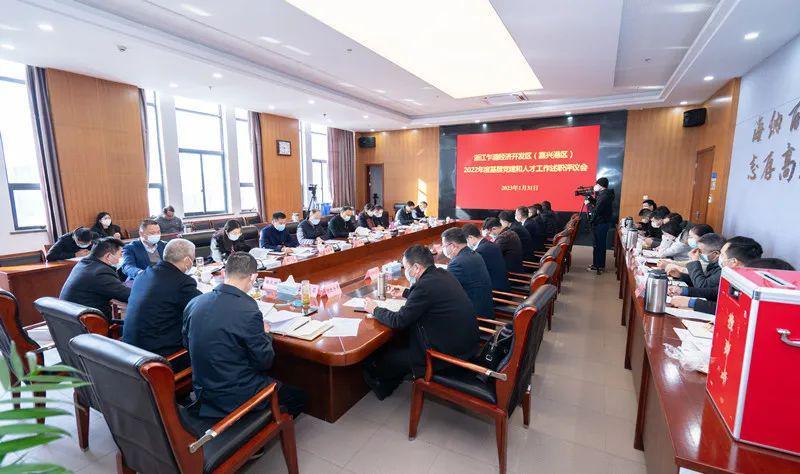 乍浦人才网最新招聘火热进行中，挑战职位等你来！