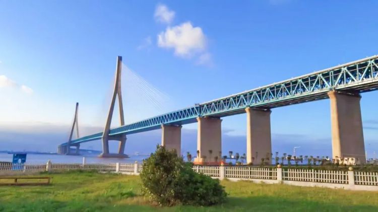 庞公大桥建设进展，连接梦想的桥梁正在建设中