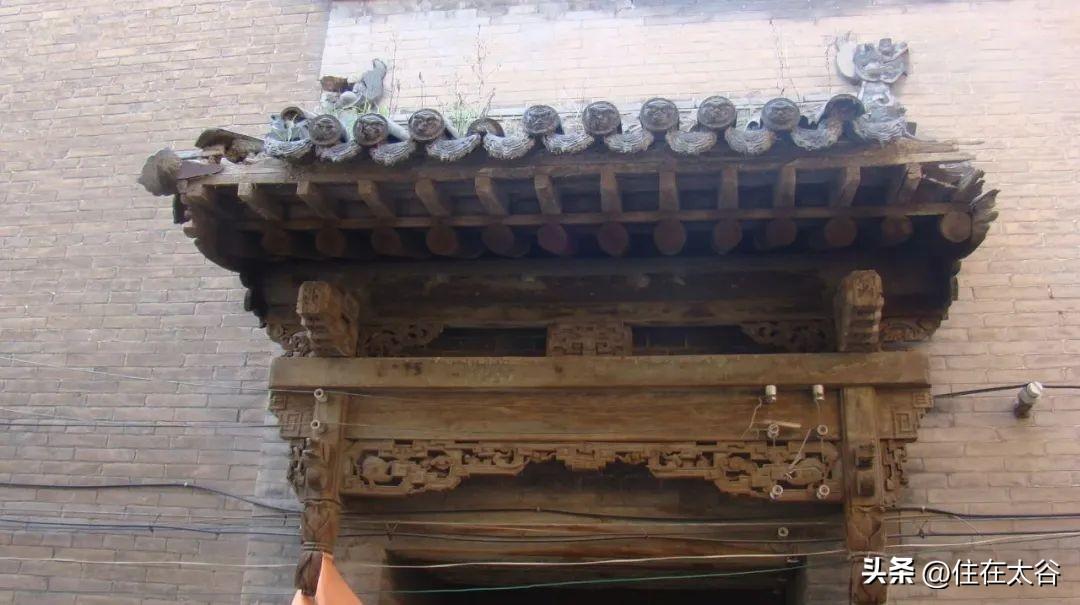 小巷深处的白银秘密，独特小店与晚间行情最新消息