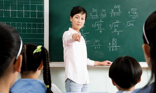 红老师谈教育革新之我见，探索前沿教育理念与实践