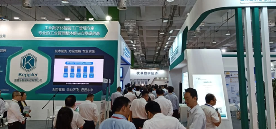最新成人综合科技产品介绍，探索未来科技生活的全新体验