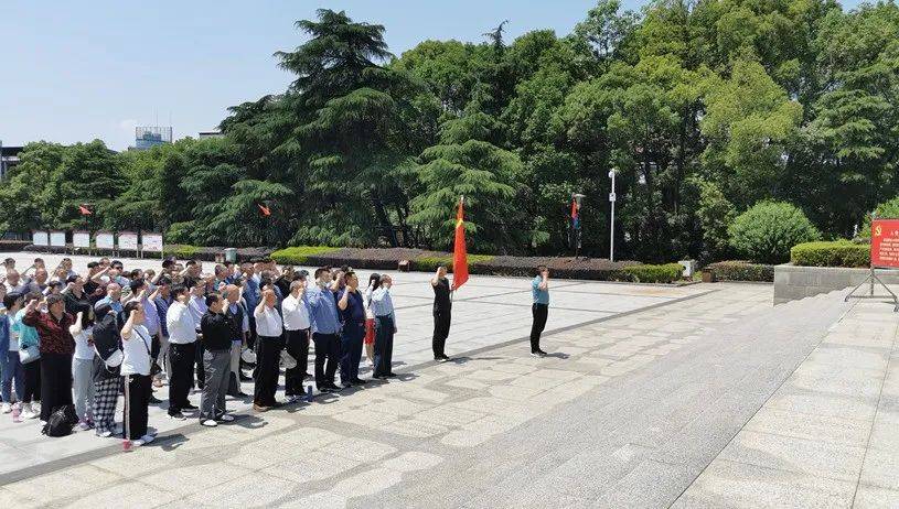 浦江疫情下的励志之旅，变化、学习与自信的力量