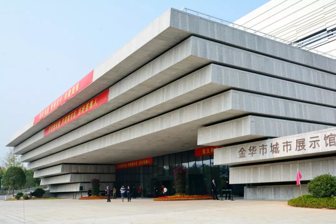 科技重塑前沿时尚新生活，最新皮革厂引领皮革革新潮流